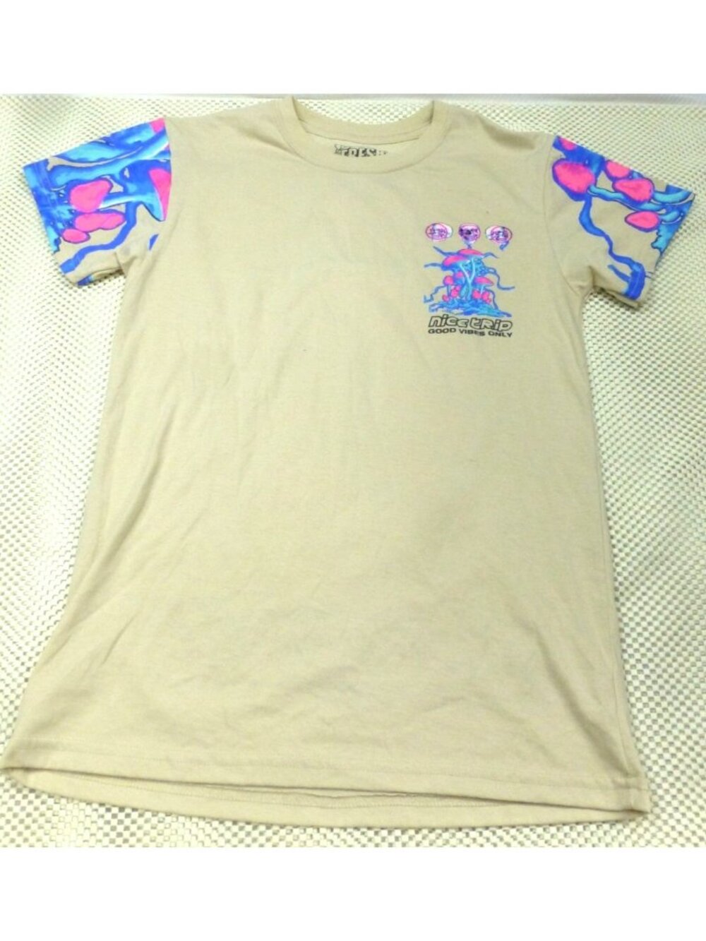 Fresh Laundry‎ Mens Psychedelic Mushroom Nice Trip Graphic T-Shirt Beige Small